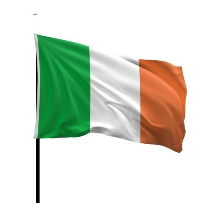 Score More Ireland 3x2 Flag With Stick